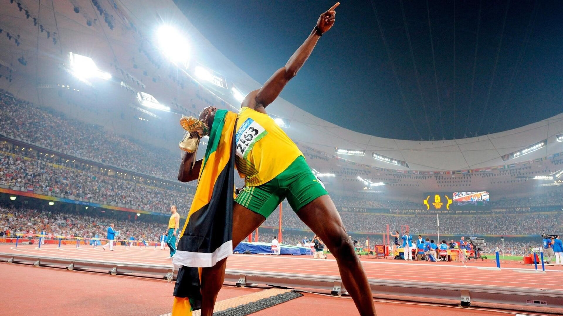 西班牙超级杯 决赛巴萨3比1皇马 逆转重夺西超杯